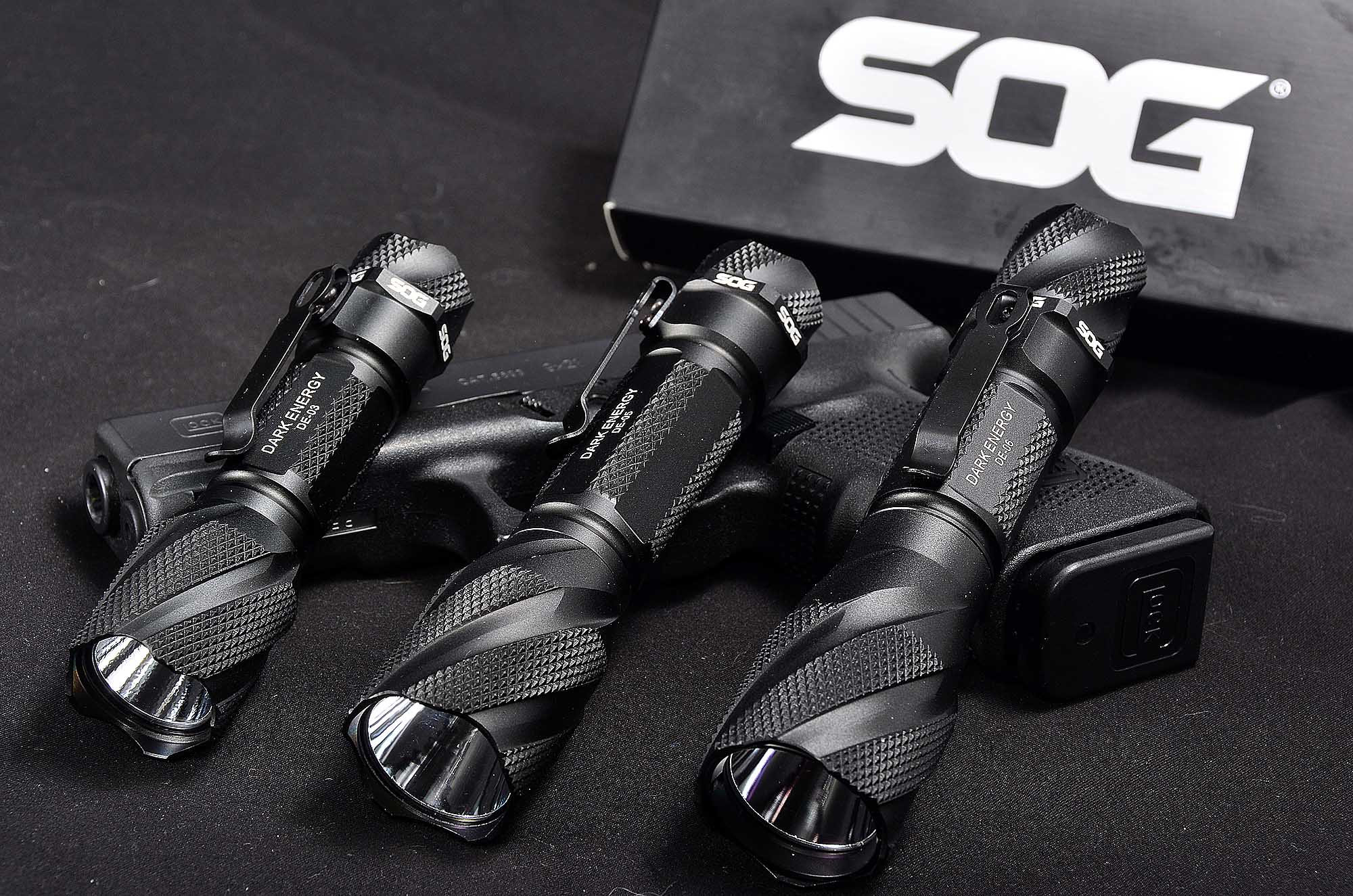 sog-knives: SOG Dark Energy: torce tattiche sog-knives: SOG Dark Energy: torce tattiche