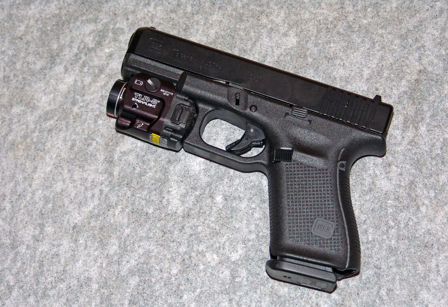 Streamlight TLR-8, potenza assoluta Torcia Streamlight TLR-8 con pistola Glock