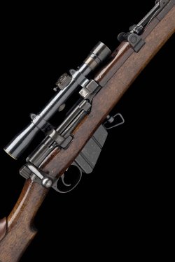 Asta HOLTS 18 giugno: ecco i pezzi più interessanti Fucile Enfield sniper australiano No.1 Mk111 calibro .303
