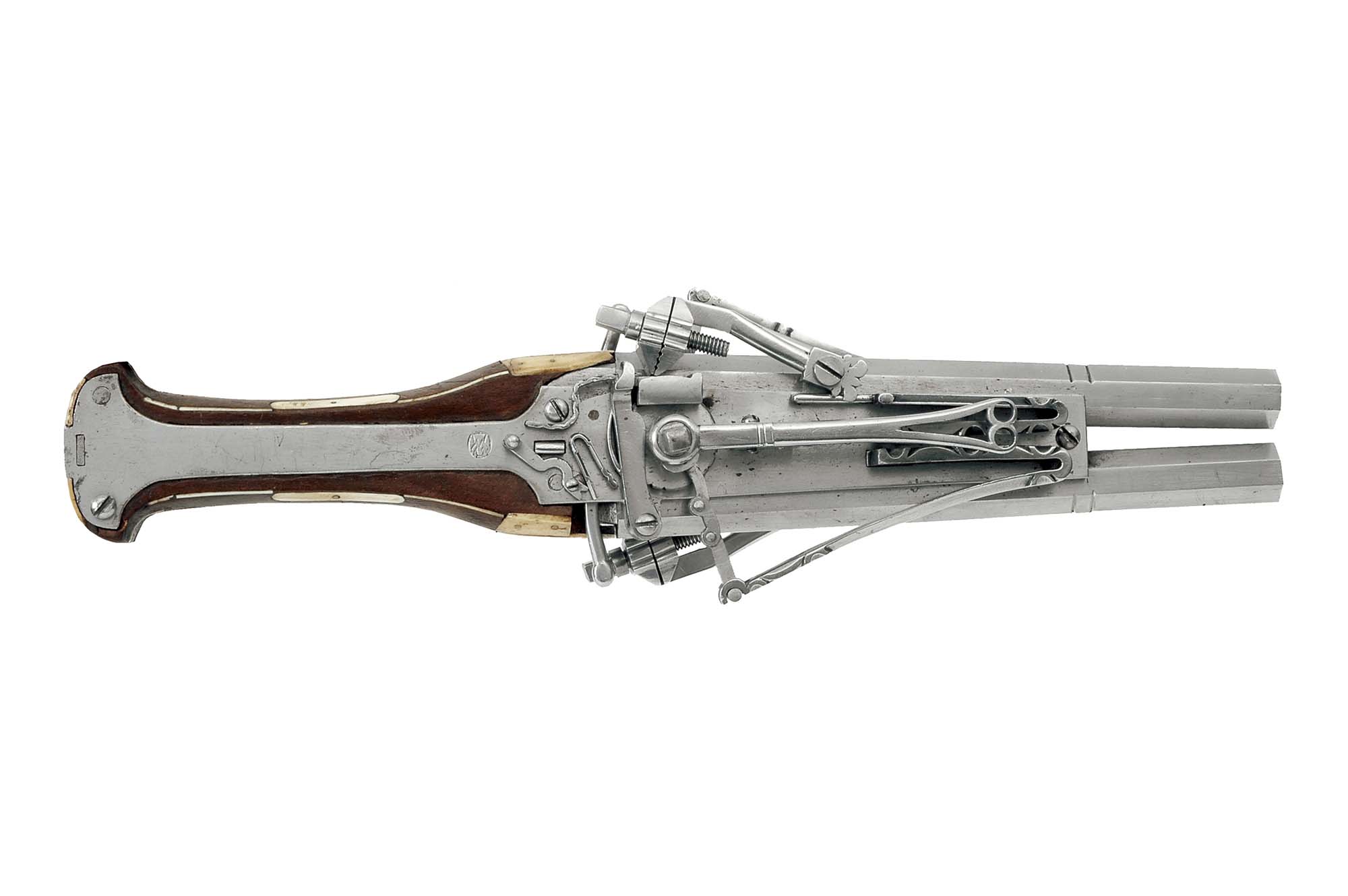 cultura: Breve storia delle armi da fuoco:  l'elegante piastra a ruota