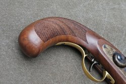 Pedersoli Continental Target: l'avancarica per tutti Impugnatura della pistola Pedersoli Continental Target