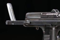 La pistola mitragliatrice PM-63 Rak calibro 9x18 Makarov PM-63 Rak calibro 9x18 Makarov dettaglio