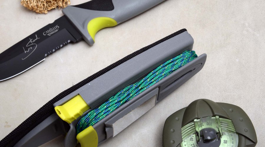 Paracord intorno al fodero