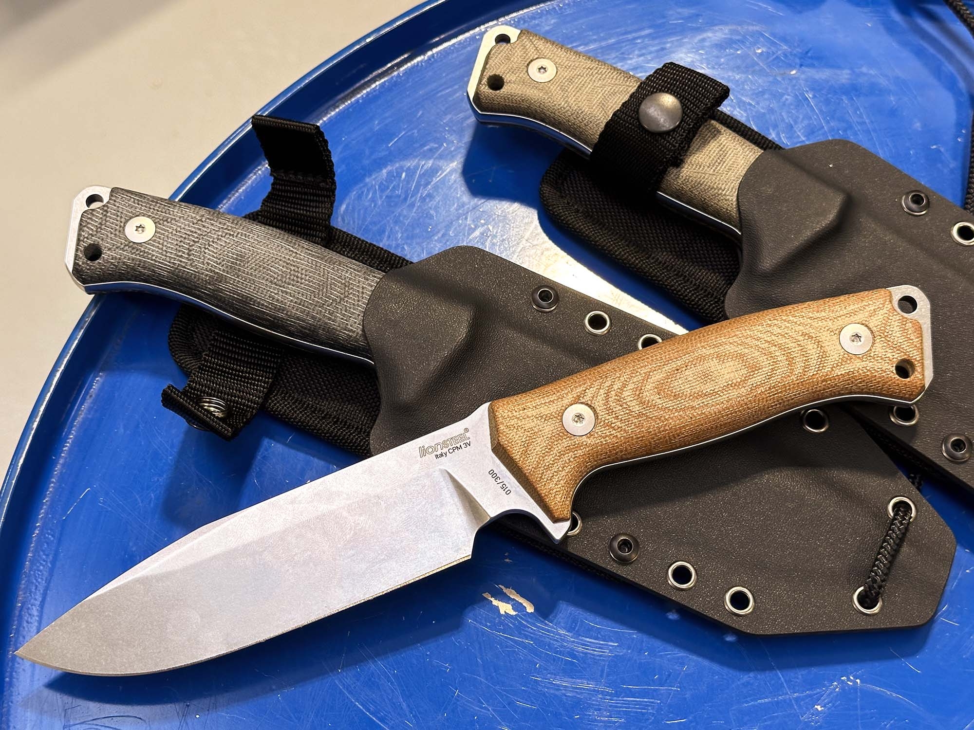 lionsteel: LionSTEEL L KC-01, il coltello della Comunità, in edizione limitata a 300 esemplari lionsteel: LionSTEEL L KC-01, il coltello della Comunità, in edizione limitata a 300 esemplari