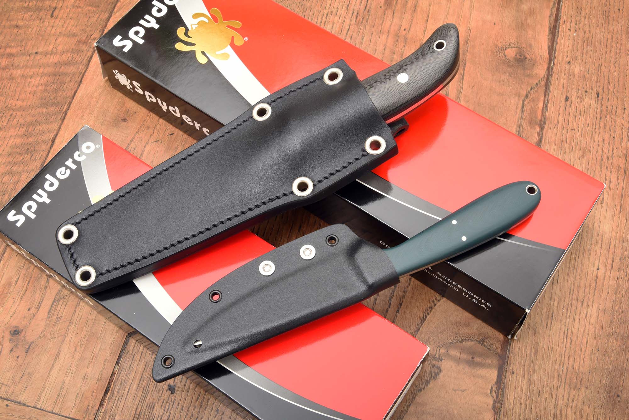 spyderco: Due coltelli a lama fissa di Spyderco