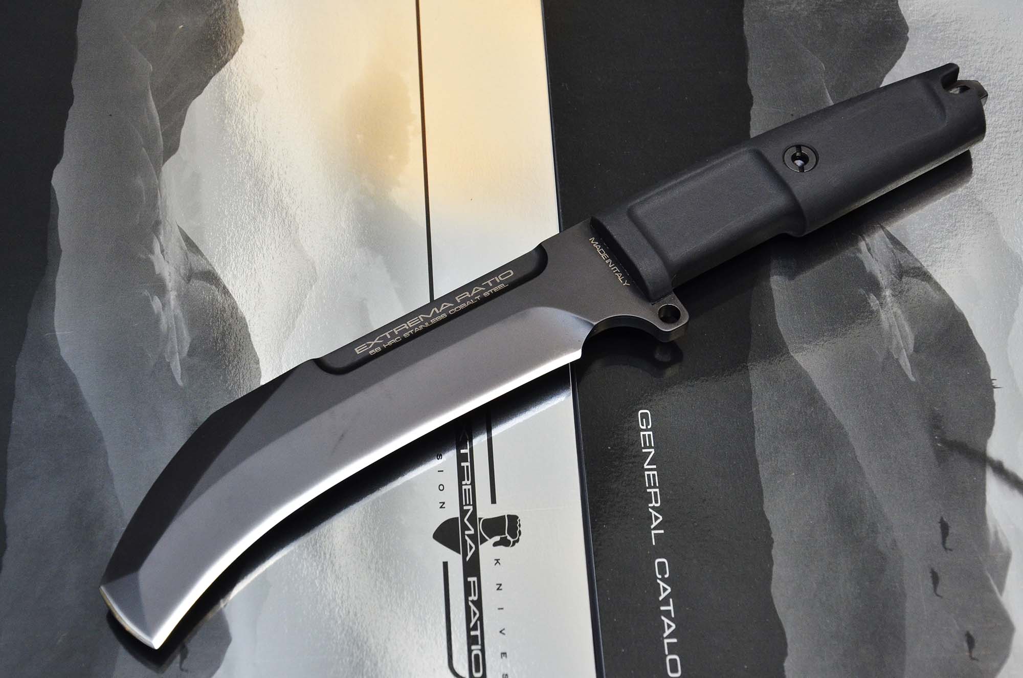 extrema-ratio: Extrema Ratio Corvo, il coltello cileno dalle origini misteriose