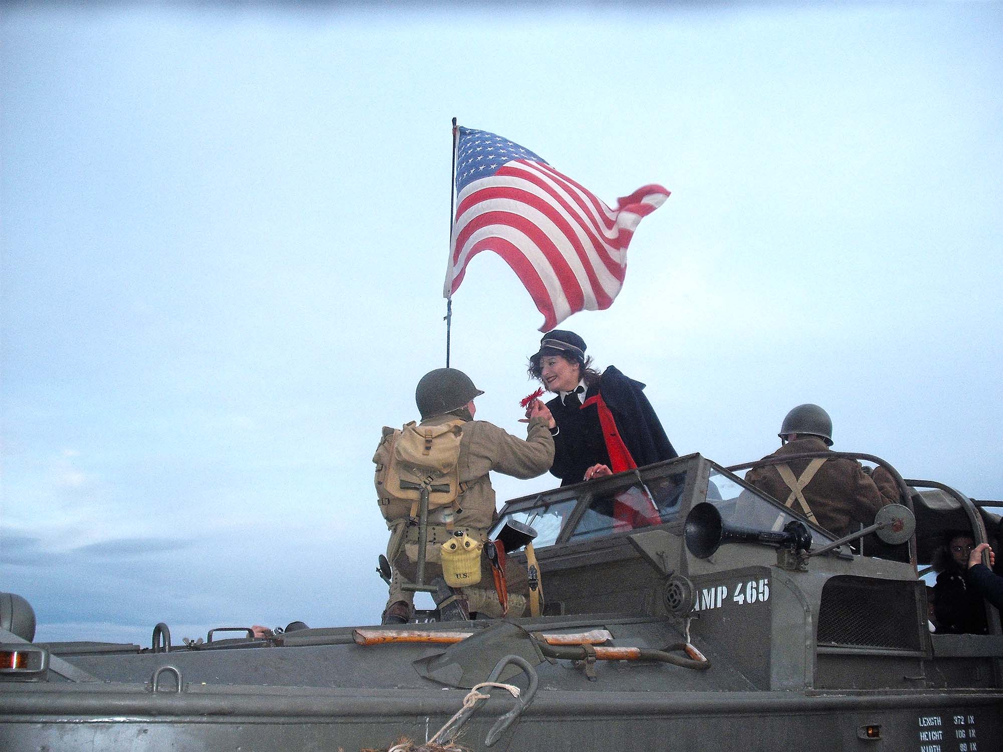 reenactment: Anzio: successo di pubblico per la ricostruzione dello sbarco
