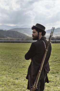 La Banda Grossi, storia di briganti e polvere nera nell’Italia post unitaria Olinto Venturi con un fucile Harper's Ferry Colt Conversion.