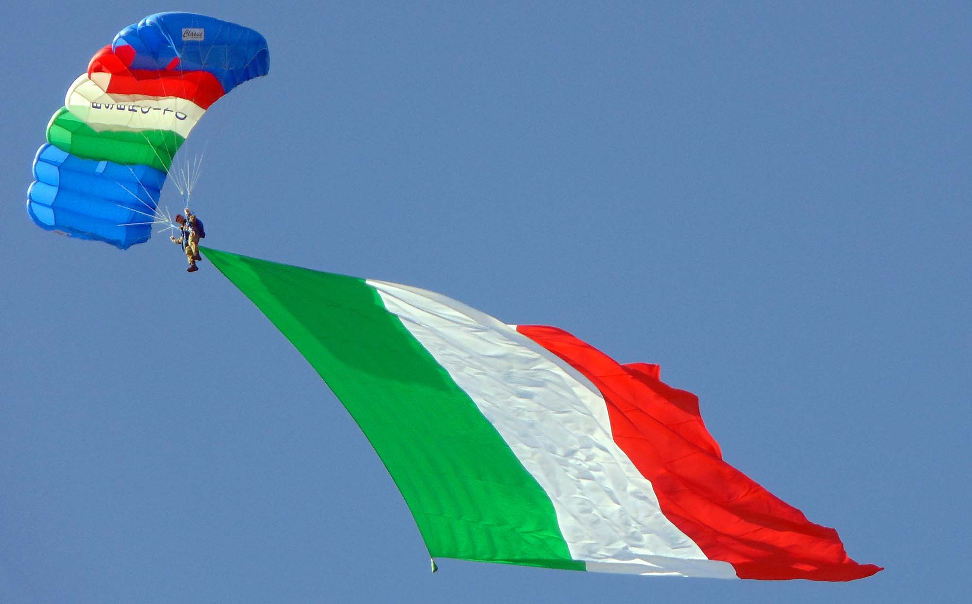 eventi: Cittadinanza Onoraria per il “Savoia Cavalleria” con tricolore da record!