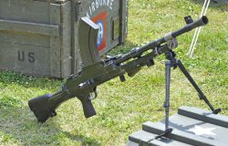 Corso di aggiornamento normativo per armieri, 11 giugno 2018 Fucile mitragliatore disattivato