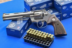 CZ acquisisce Colt Revolver Colt Python in .357 Magnum