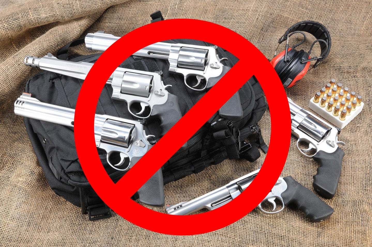 Hai armi? Sei brutto, cattivo, pericoloso Hai armi? Sei brutto, cattivo, pericoloso