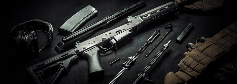 Il "Gruppo Kalashnikov" si rifà... il look! Il "Gruppo Kalashnikov" si rifà... il look!