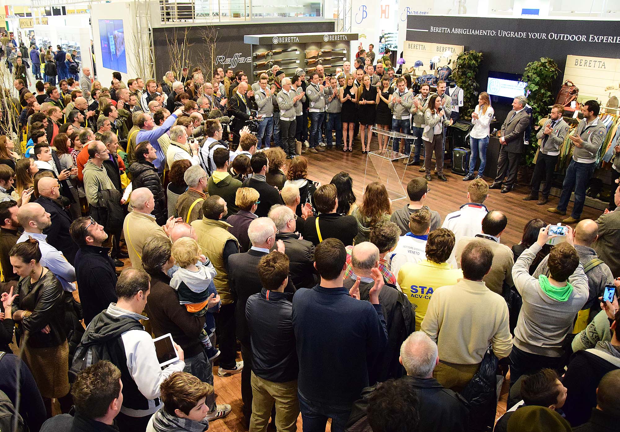 hit-show-fiera-di-vicenza: HIT 2015: polemiche faziose dal Movimento 5 Stelle contro Fiera di Vicenza