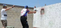 Intervista ad Antonio Perrone, Presidente FITDS Antonio Perrone in azione in uno stage di tiro dinamico