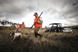 Le scorciatoie degli antiarmi: “Il mio sentiero è il solo sentiero”. Cacciatori con cani