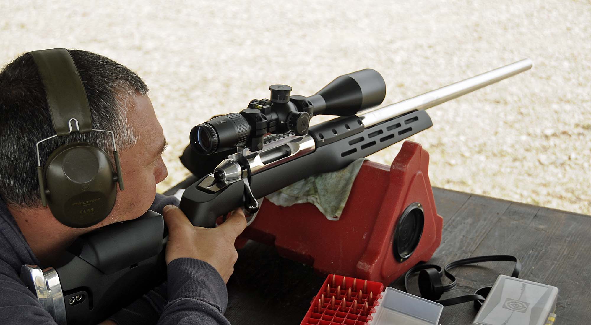 Long Range Italia e  "Five at 200"