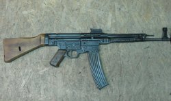 Sturmgewehr 44 Fucile