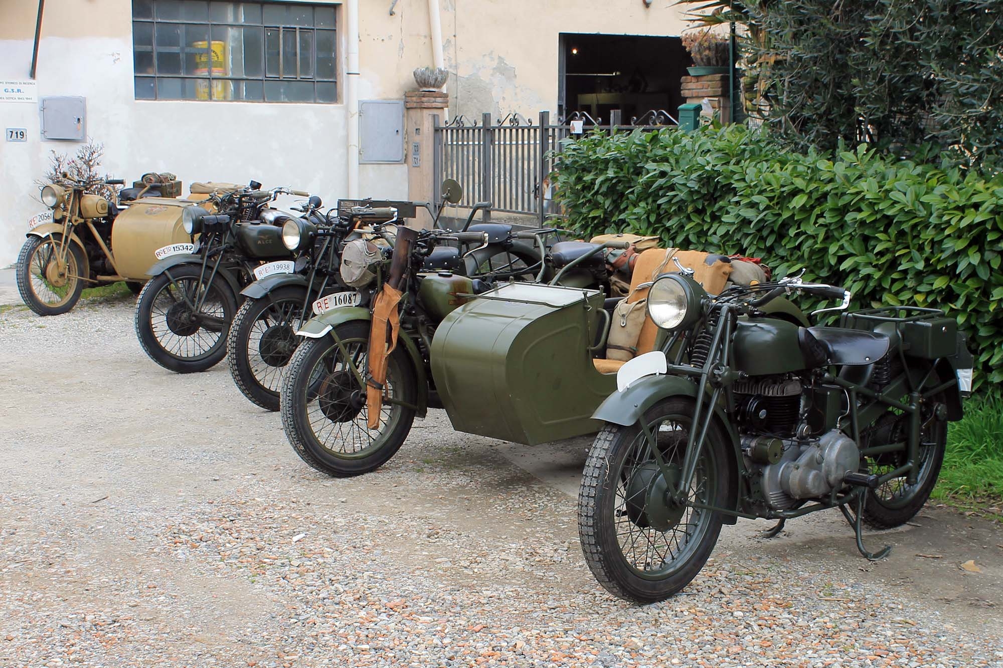 cultura: Visita al museo Storico della Linea Gotica di Montemurlo. Le moto del Regio Esercito in mostra