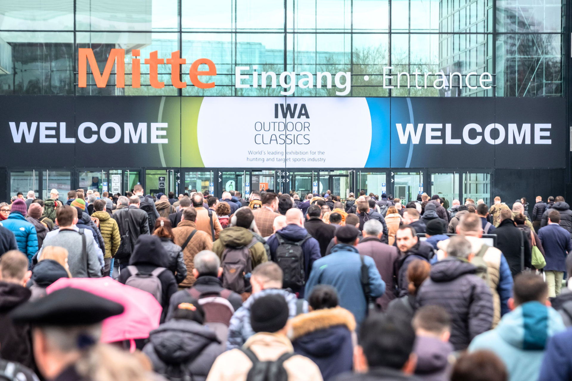 iwa: Nuova data per IWA OutdoorClassics: nel 2027 la fiera leader per l'industria delle armi sarà in aprile e durerà tre giorni; IWA 2026 si svolgerà come programmato