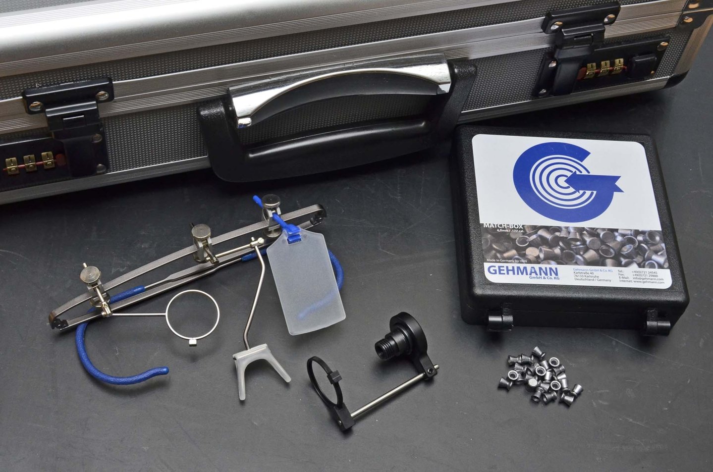 Regali in armeria: LA Domino Settimo Milanese Accessori e pallini per tiro dinamico