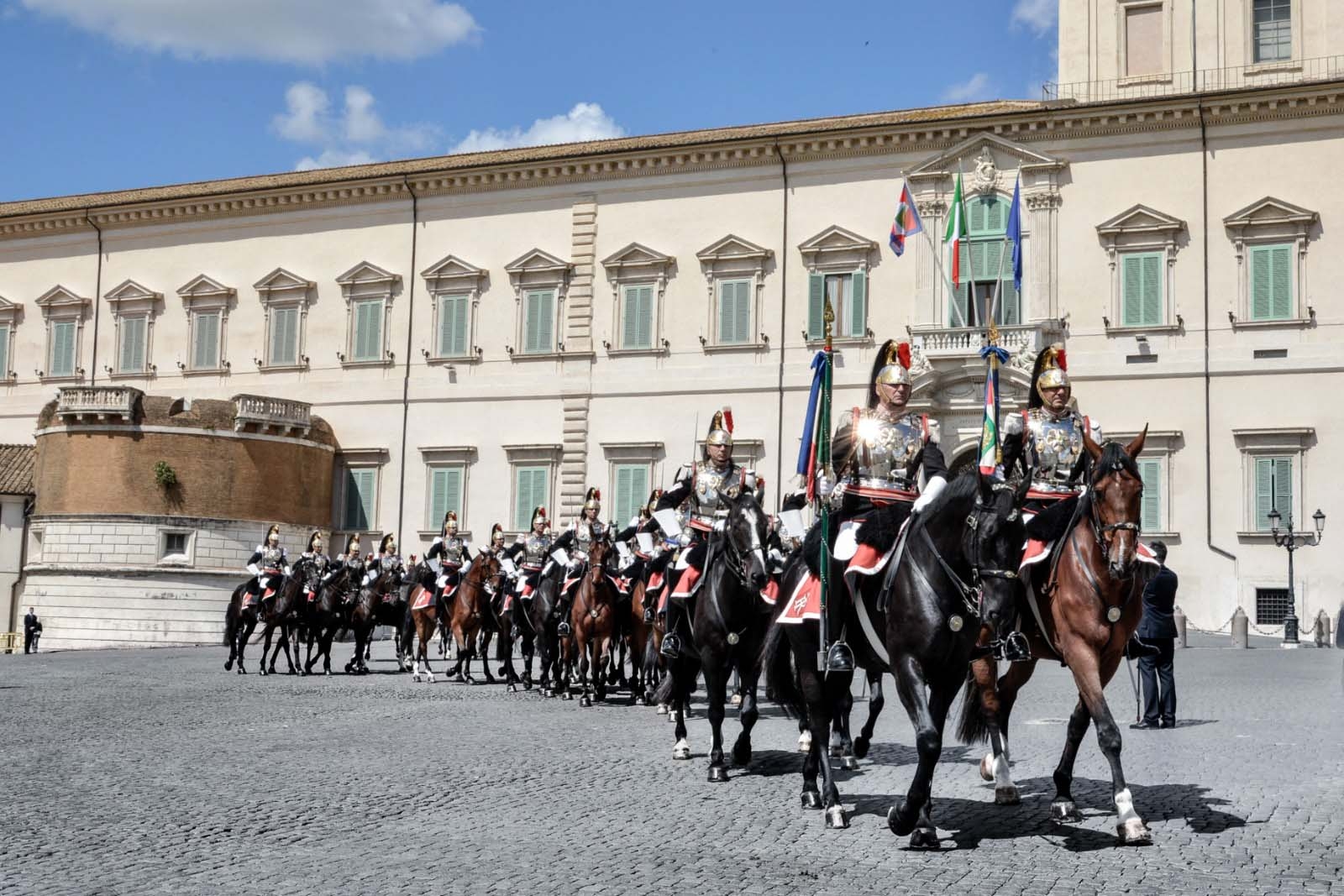cultura: I Corazzieri: la guardia del Presidente della Repubblica