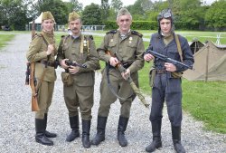 Rievocazione storica. Gli uomini della Flotta del Baltico uniformi