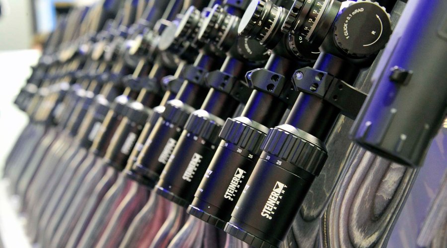 Ottiche Steiner alla fiera SHOT Show