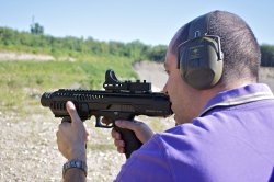 Tirooperativo.it inaugura i corsi "PDW" Pistola semiautomatica