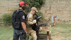 Corso di certificazione internazionale per Glock e AKS74U! Corso di certificazione internazionale per Glock e AKS74U!