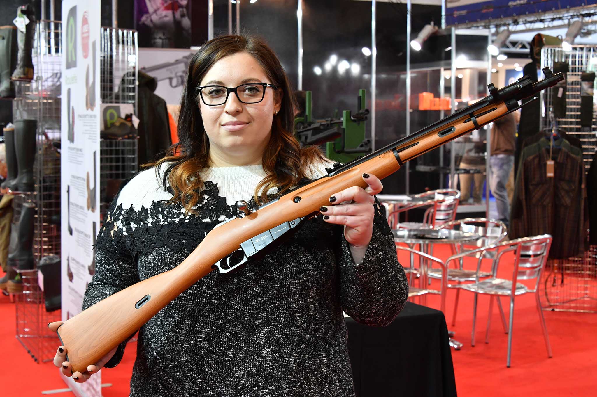 chiappa-firearms: Ares Distribution sbarca a HIT Show