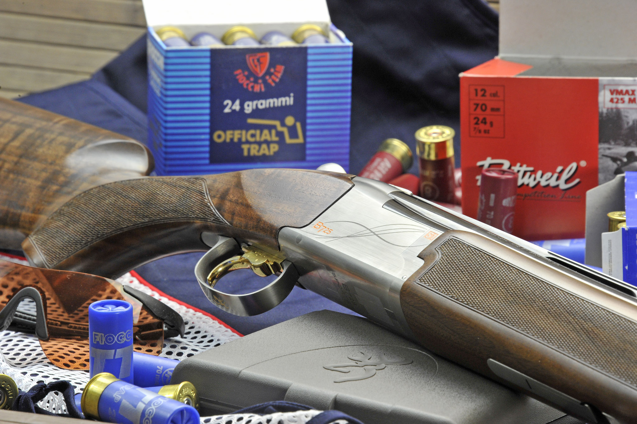 browning: Browning B725