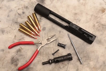 Bushmaster Xm-15 E2S cal. .300 Aac Blackout  Otturatore e porta otturatore