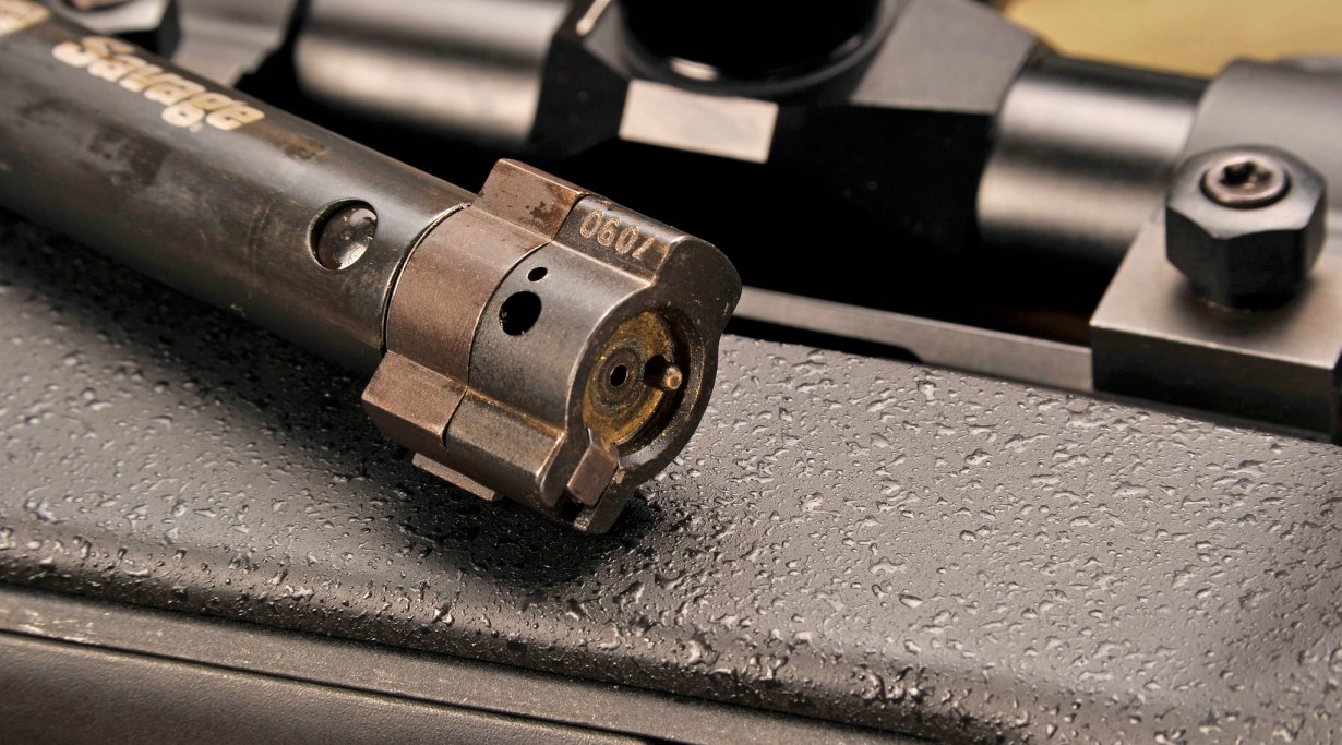 La testa dell’otturatore. Le due alette posteriori sono fisse e servono come guida