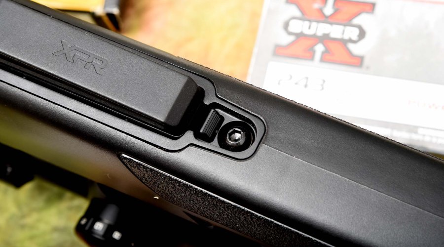 Pulsante sgancio caricatore della carabina Winchester XPR