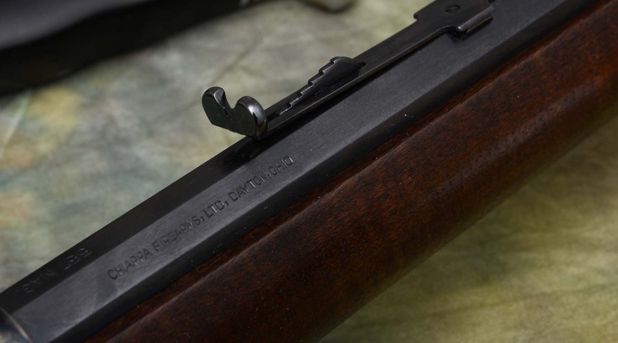 Tacca di mira sul fucile Chiappa Firearms 1892 take-down