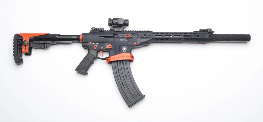 Test: Derya MK-12 IPSC, un semiautomatico in calibro 12 per tiro sportivo Derya MK-12 IPSC, vista completa lato destro