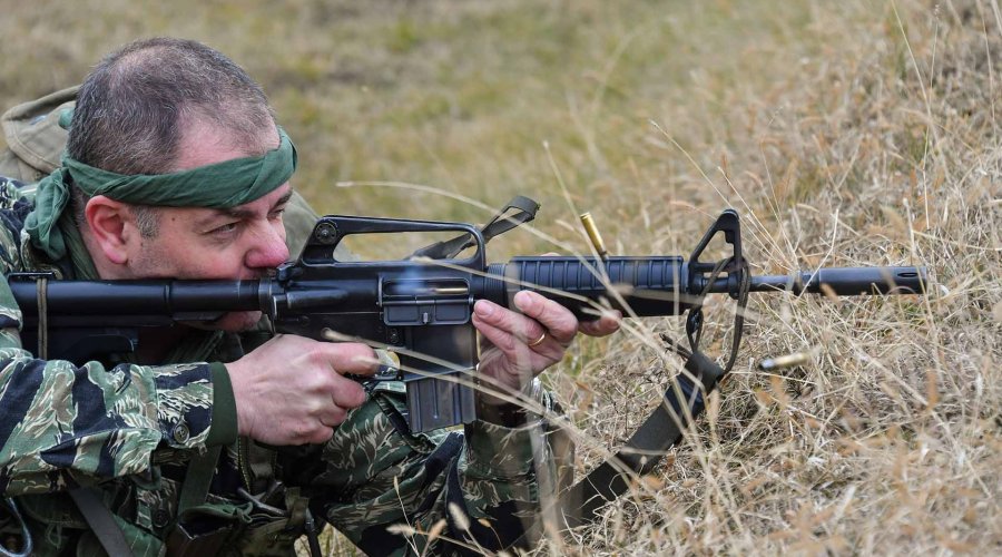 XM177E2 durante le prove di tiro