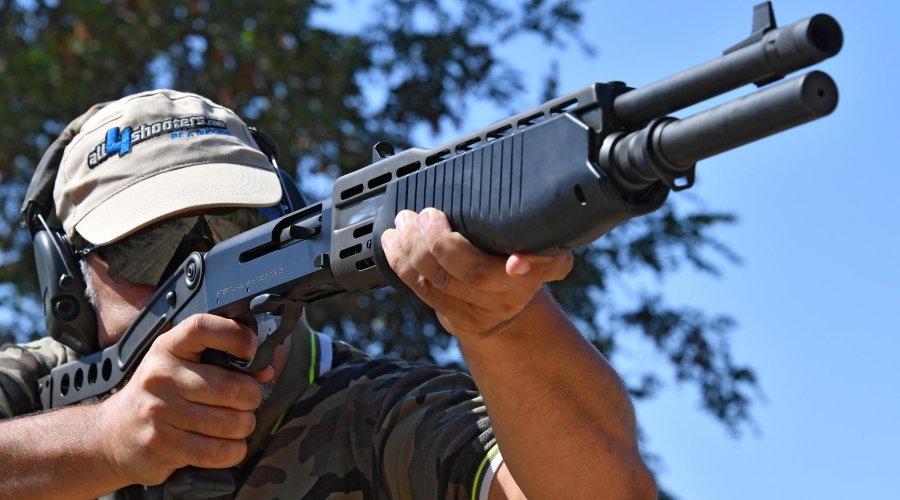 Franchi SPAS 12 al tiro