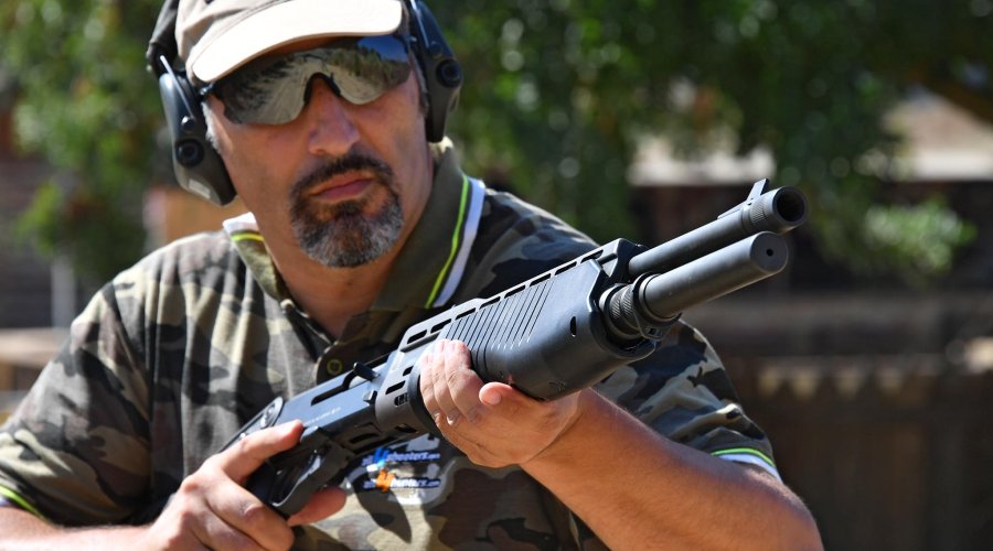 Franchi SPAS 12 al tiro