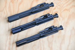 Il Mil Spec nei Black Rifle Tre portaotturatori AR15
