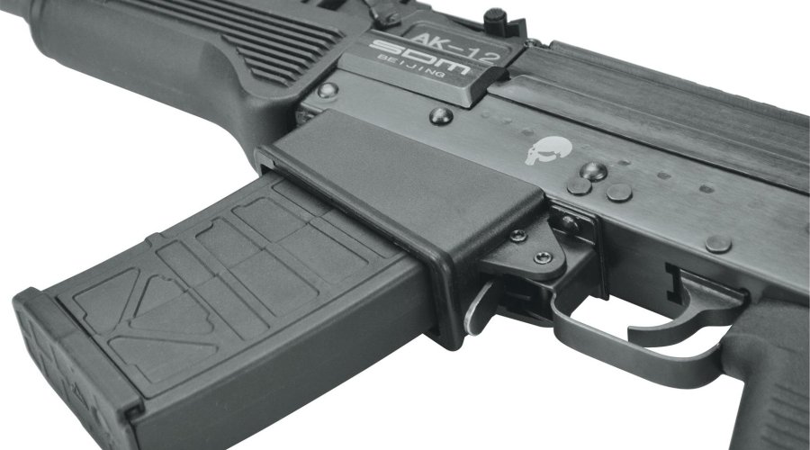 Sino Defense Manufacturing AK-12 La Prima Armi S.r.l. di Pinasca (TO) distribuisce in Italia il fucile  semi-automatico SDM - Sino Defense Manufacturing AK-12 calibro 12