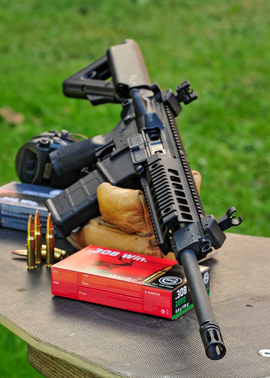 Carabina semiautomatica SIG 716 Patrol in calibro .308 Winchester SIG Sauer 716 Patrol in calibro .308 Winchester
