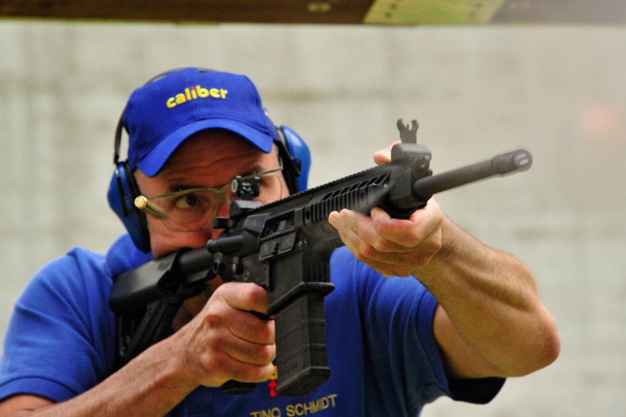Carabina SIG Sauer 716 Patrol calibro .308 Winchester Carabina SIG Sauer 716 Patrol al tiro