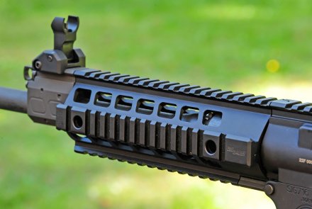 Carabina SIG Sauer 716 Patrol calibro .308 Winchester Astina della carabina SIG Sauer 716 Patrol
