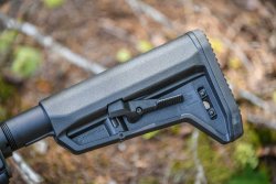 SIG Sauer M400 TREAD Calcio del fucile SIG Sauer M400 TREAD rifle