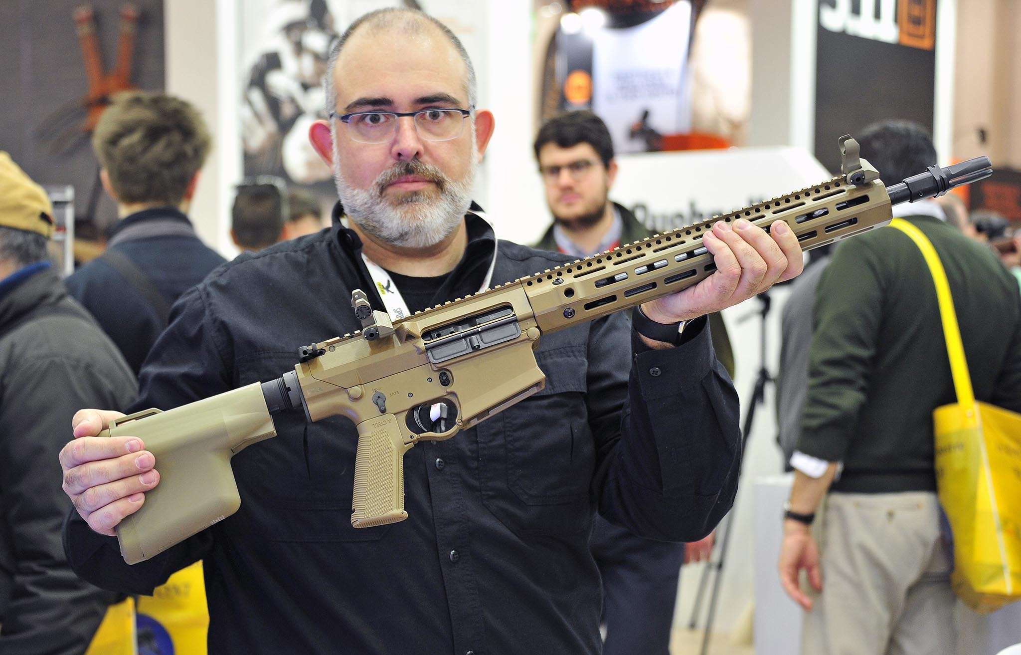 troy-industries: Troy Industries: i nuovi AR-15 per l'Italia, da Bignami