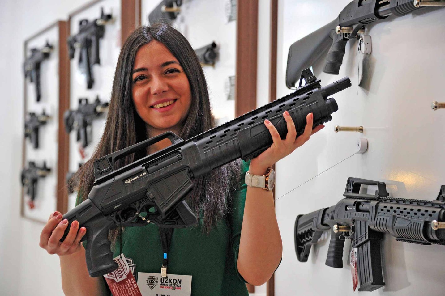 Fucile a pompa Uzkon AS46 La Uzkon presenta il fucile a pompa AS46 calibro 12 all'IWA 2016