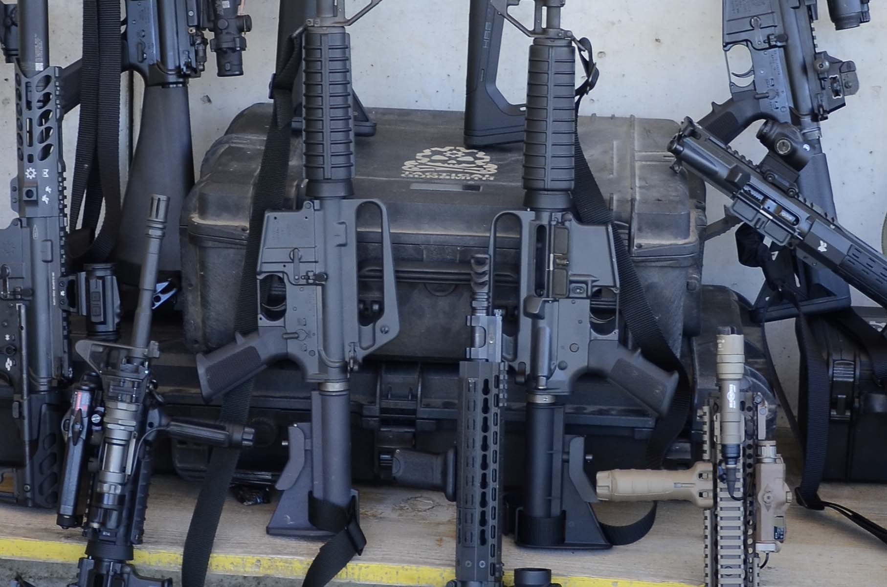 legge: Armi clandestine: un problema crescente? Indagine approfondita sul fenomeno delle armi illegali in Italia