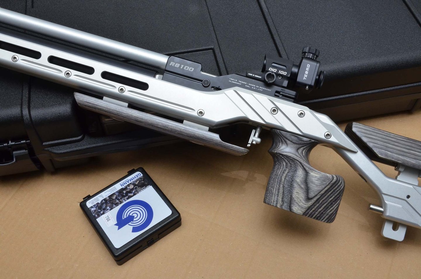 Aumento della potenza di armi di libera vendita e profili legali Carabina ad aria compressa